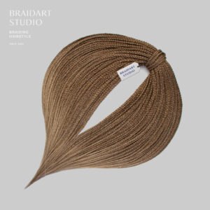 Комплект кос в натуральных русых оттенках.