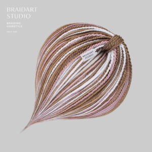 Микс гладких де-дред, кос и спиралек в русом и белом цвете.